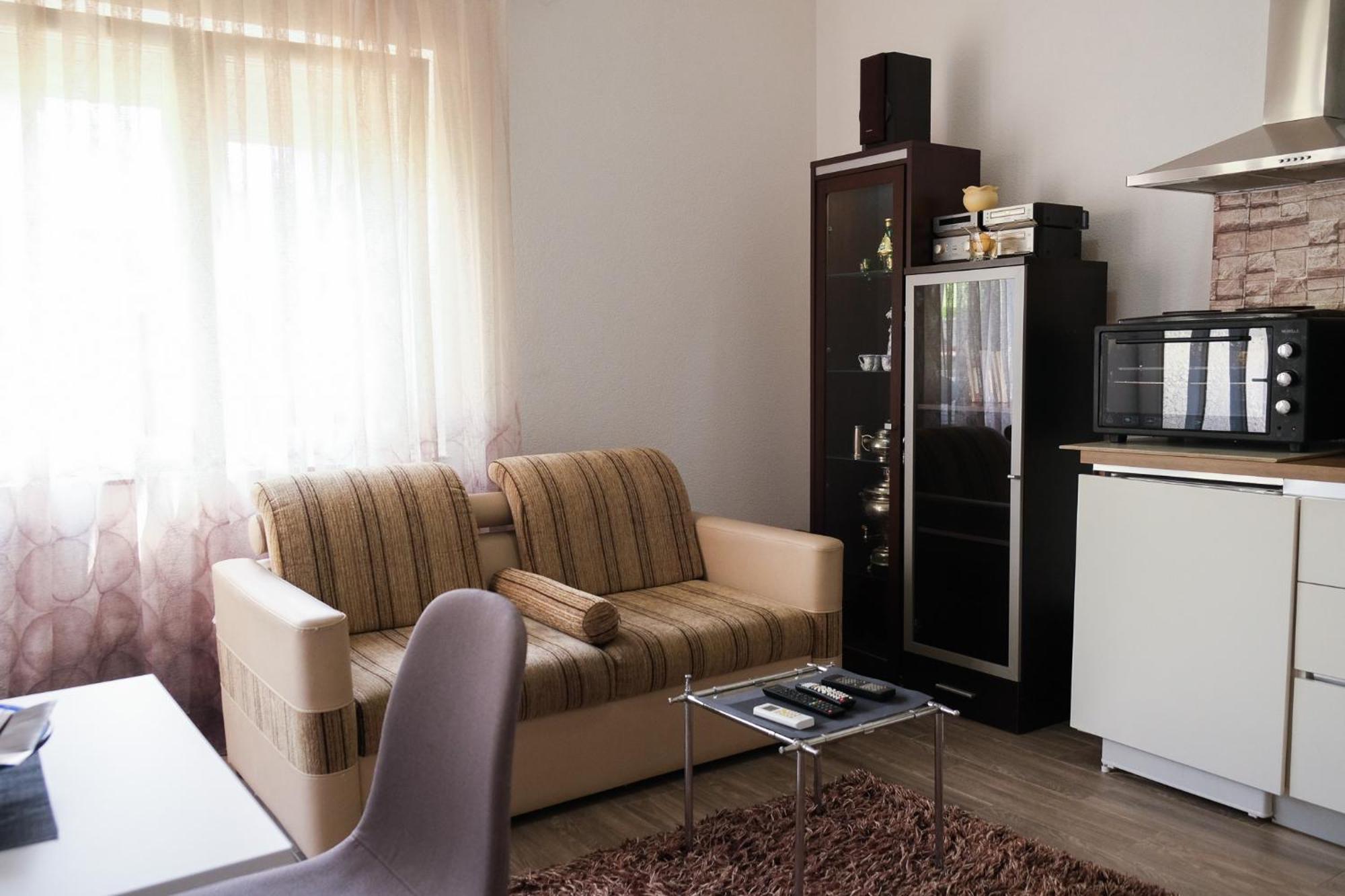 Cozy Spacious Apartment Peć Eksteriør billede